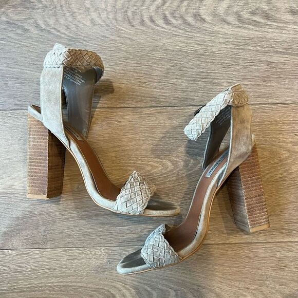 Steve Madden Women's Braided Sandals Chunky Heels Beige Size 7.5 - Picture 1 of 5